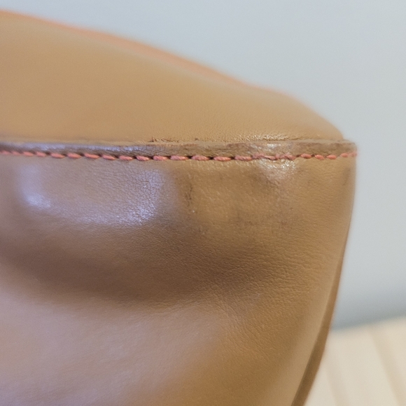 Furla shoulder leather bag tan colour with gold hardware - vintage - Picture 16 of 16
